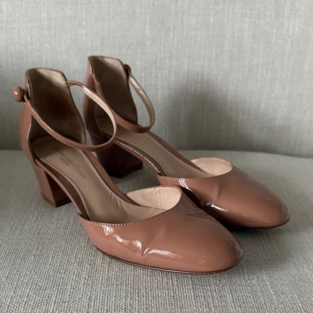 Gianvito Rossi Nude Block Kitten Heel ankle strap D’Orsay Shoes